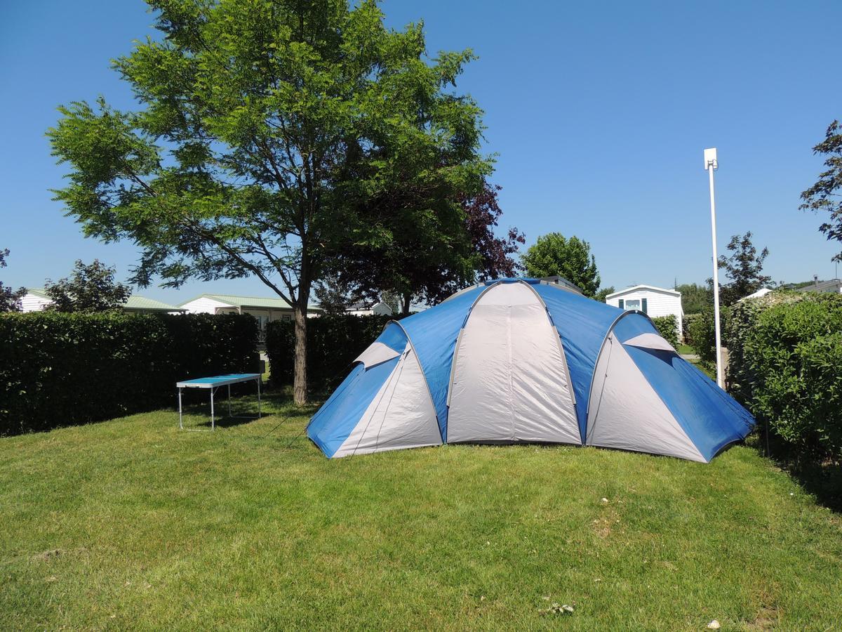 ホテルCamping L'Arada Parc Sonzay エクステリア 写真