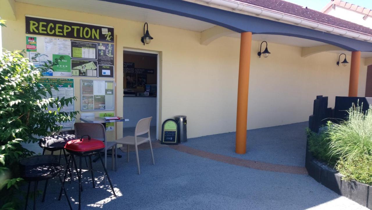 ホテルCamping L'Arada Parc Sonzay エクステリア 写真