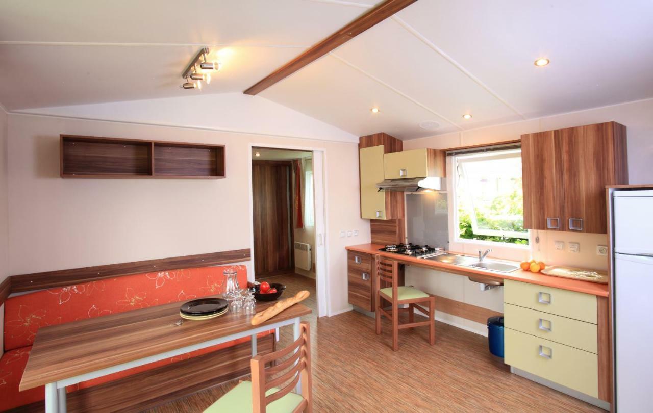 ホテルCamping L'Arada Parc Sonzay エクステリア 写真