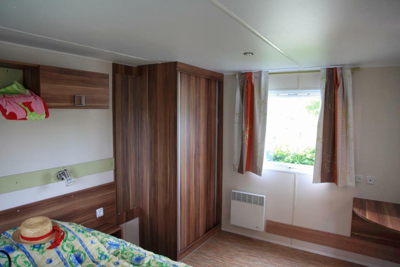 ホテルCamping L'Arada Parc Sonzay エクステリア 写真